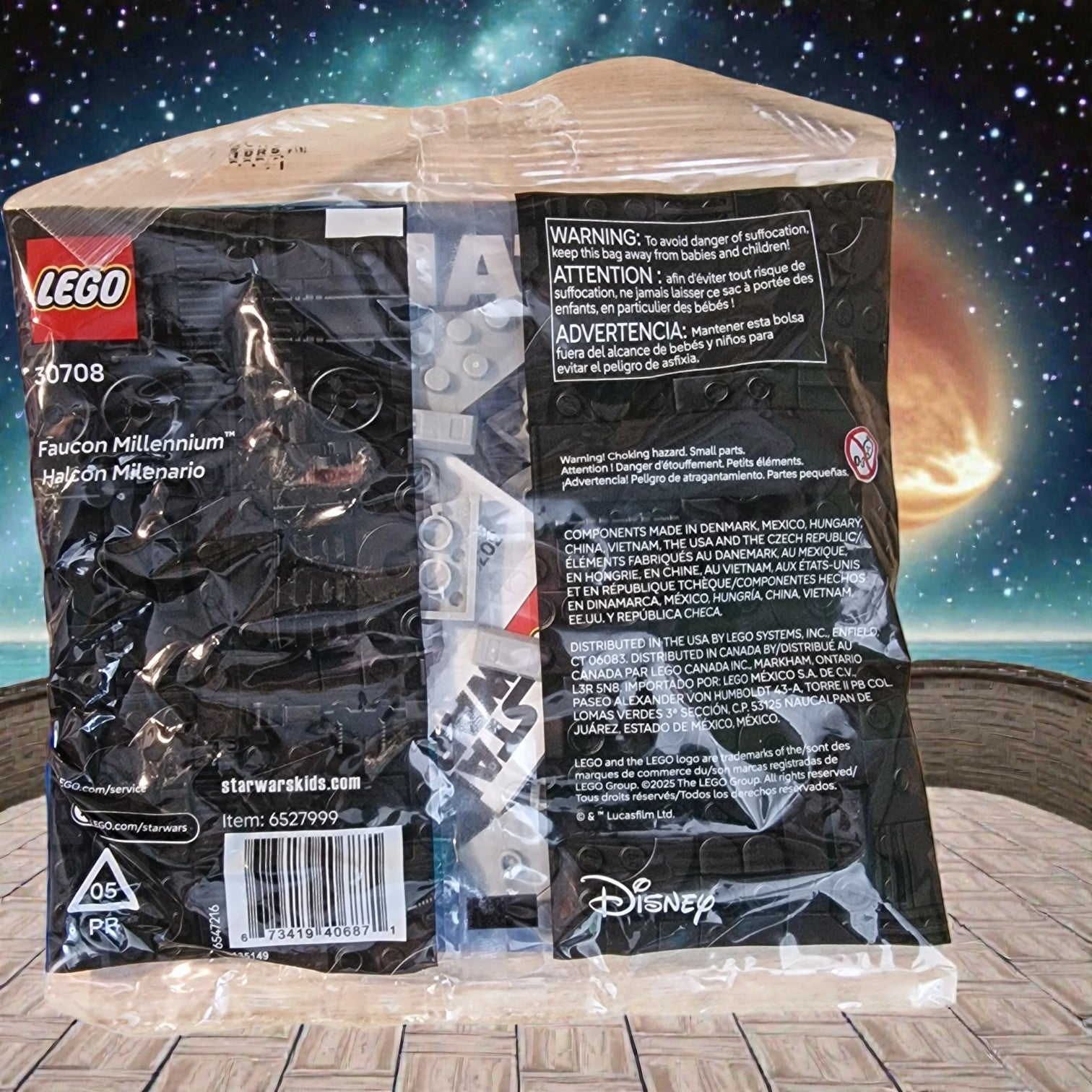 LEGO Star Wars Millennium Falcon 30708