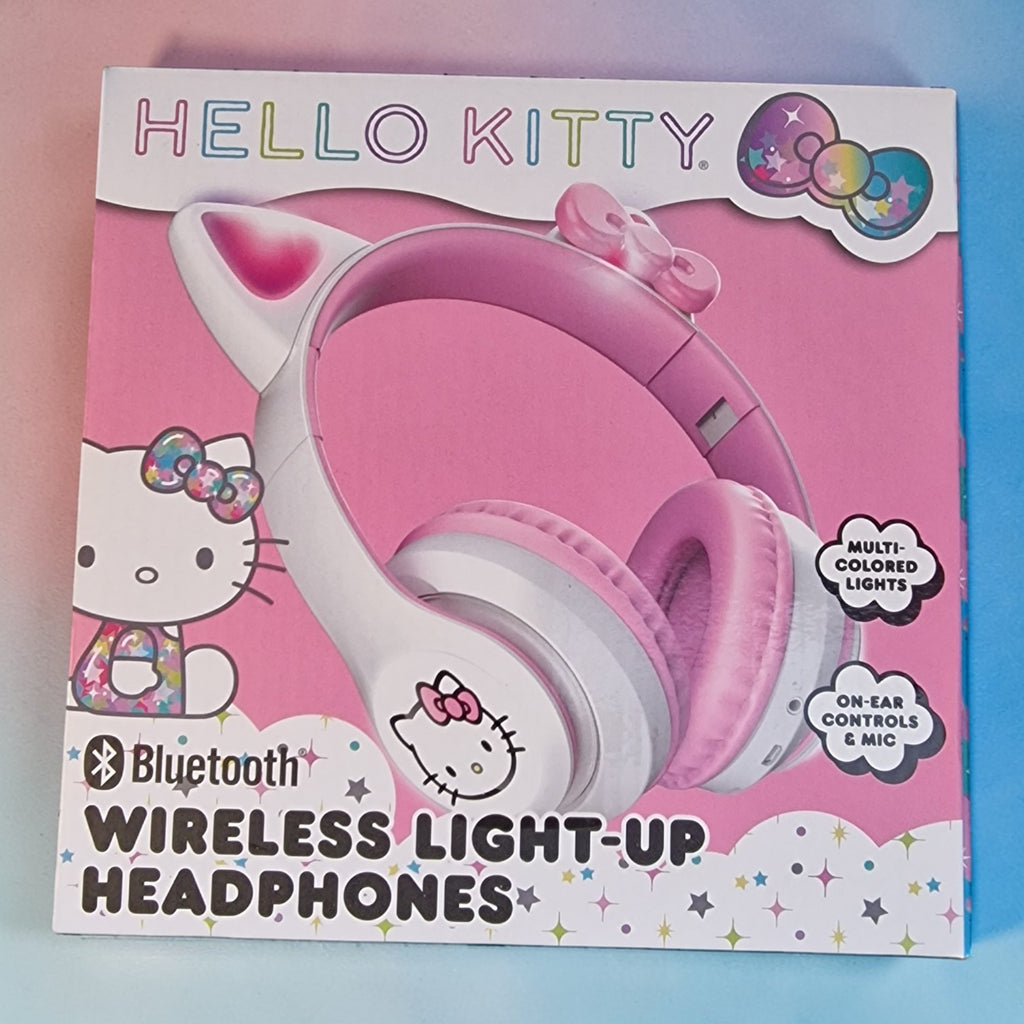 Hello Kitty Wireless Light-Up Headphones