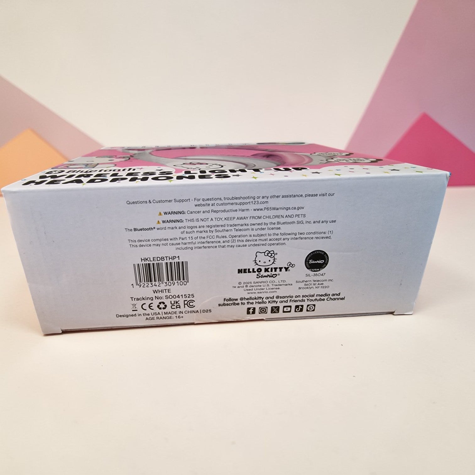 Hello Kitty Wireless Light-Up Headphones