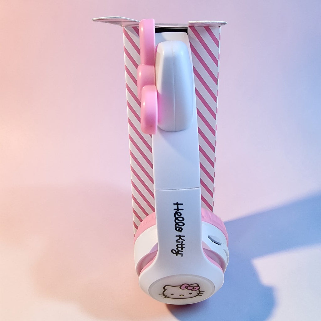 Hello Kitty Wireless Light-Up Headphones