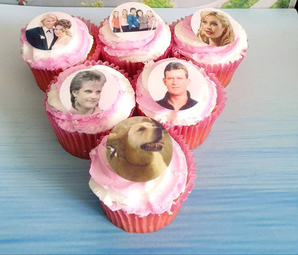 Neighbours themed precut edible cake toppers and retro mug gift set – 80s 90s party decorations, Kylie & Jason, Carl & Susan