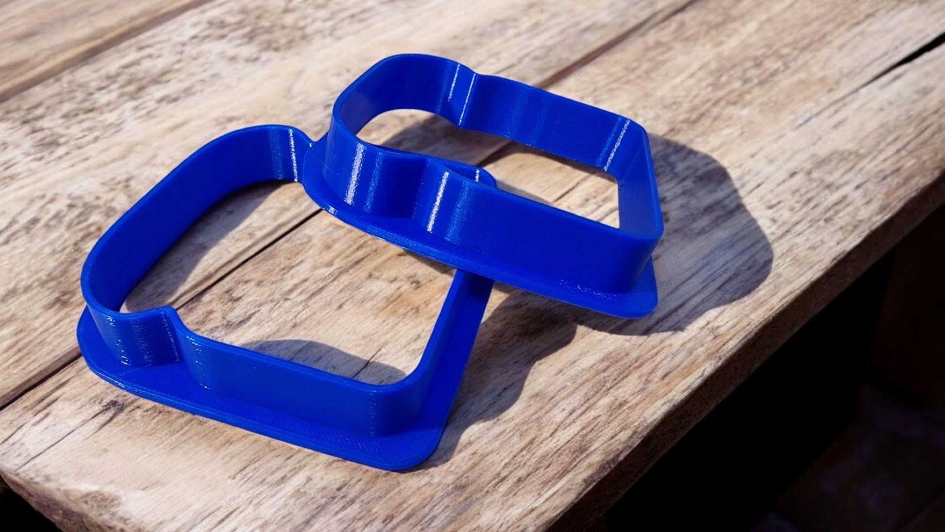 Puree food mold and bread sandwich set for dysphagia, displayed as a practical and thoughtful care gift.