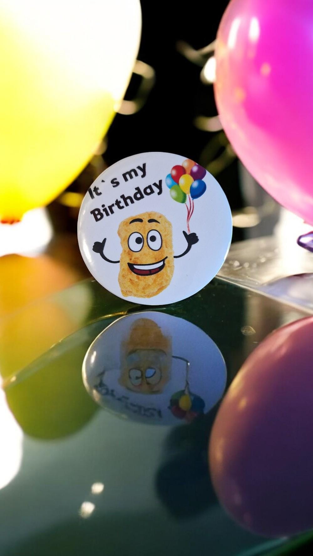Chicken nugget birthday badge, bottle opener, and fridge magnet with funny design – perfect gift for milestone birthdays