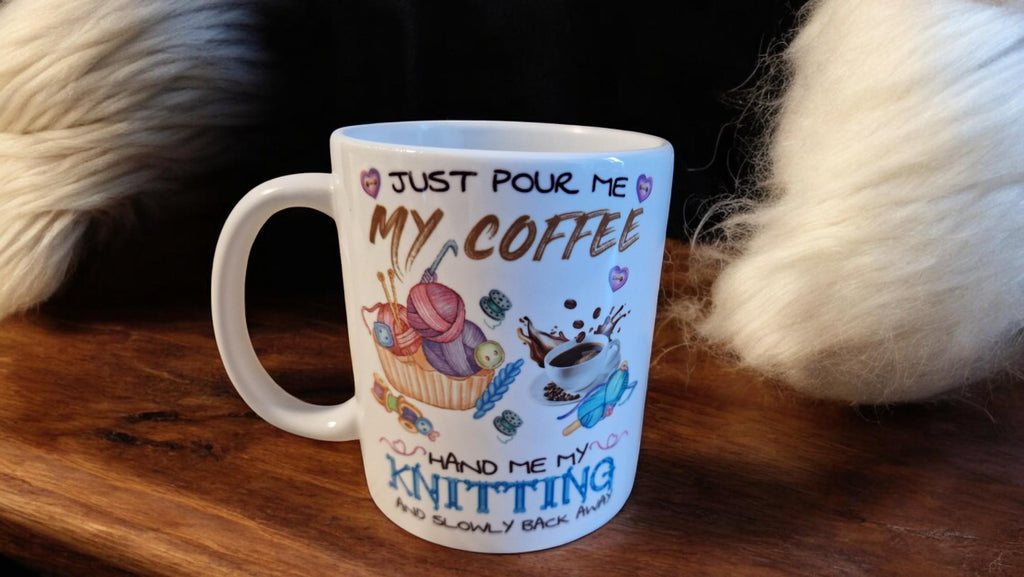 Knitting mug with charming yarn and needles design – perfect ceramic gift for knitters, crocheters, and craft lovers