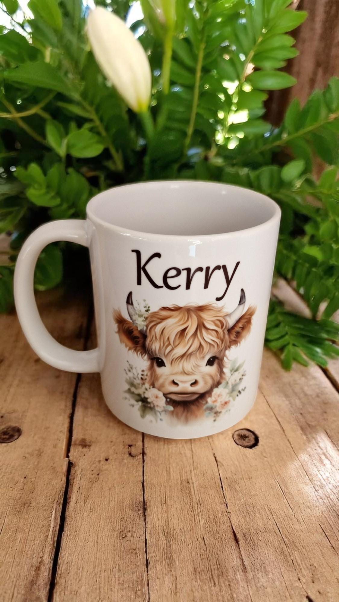 Personalised Highland Cow mug with custom name – cute farmhouse ceramic coffee/tea cup, perfect for birthdays or Christmas