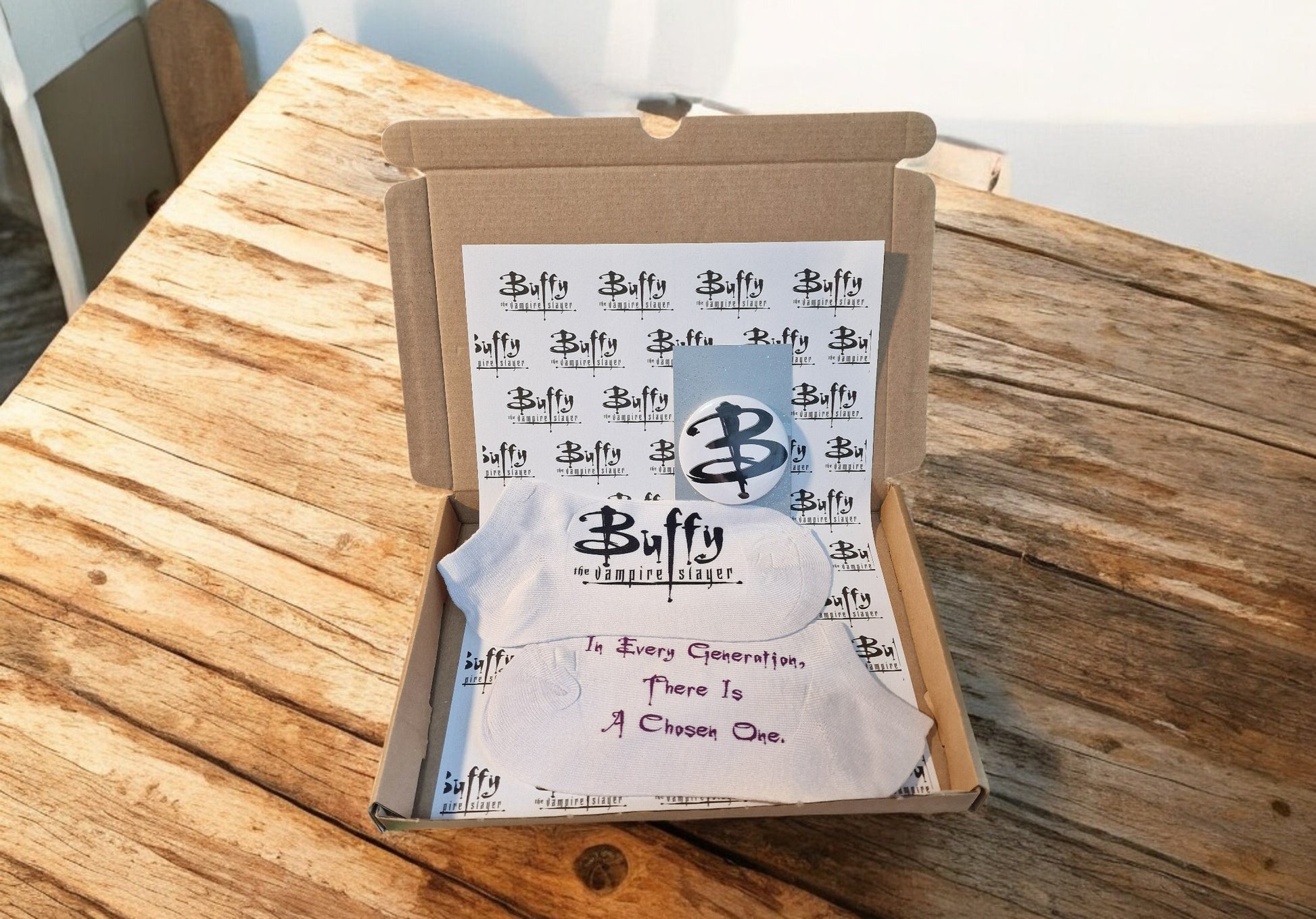 Buffy the Vampire Slayer Socks Gift Boxed – Size 4-7, FREE Badge, Birthday Xmas Gift